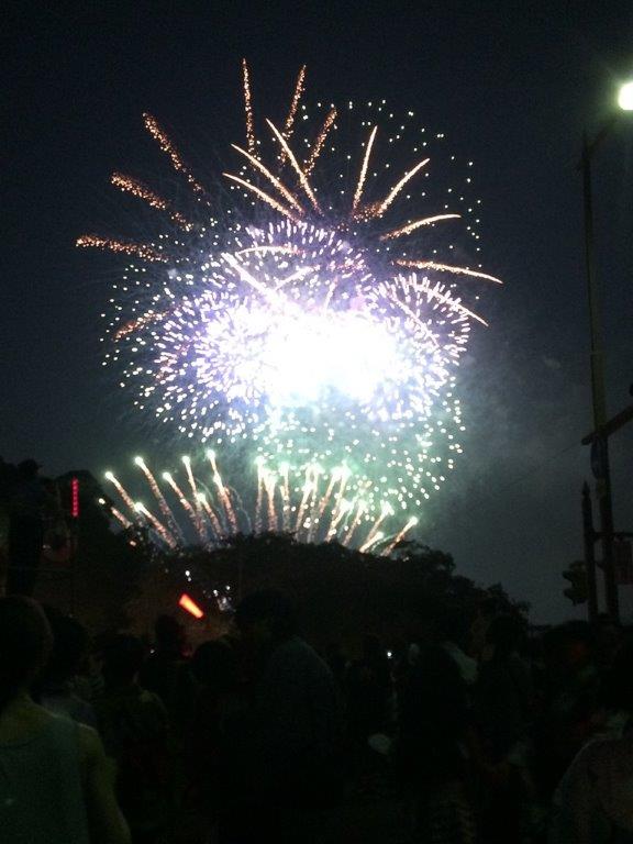 夏祭り 花火大会 まだまだあります 浴衣を着てお出かけ クリーニングも川平屋にお任せください 振袖 着物専門店川平屋 振袖レンタルも愛知県豊田市の川平屋へ